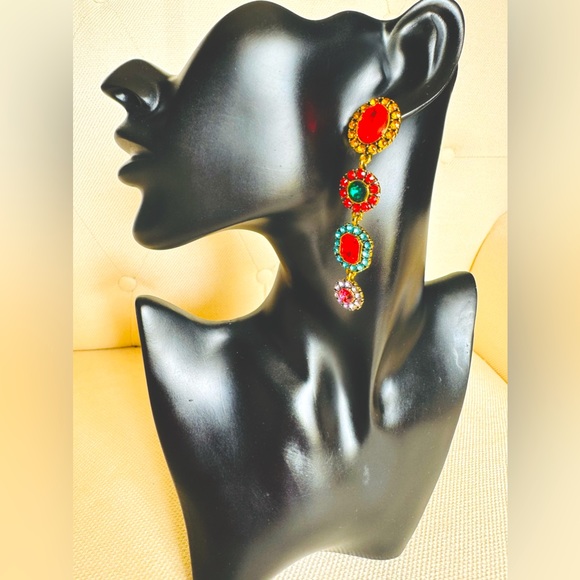 ✨BEAUTIFUL COLORFUL GEMS EARRINGS✨ - Picture 1 of 4